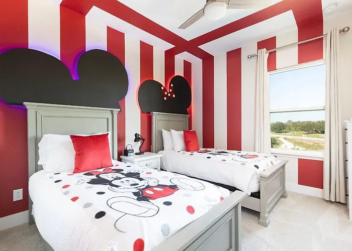 Et020 - Fashionable Townhome With Themed Bedrooms At Reunion